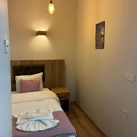 Grey House & Διαμέρισμα Κωνσταντινούπολη