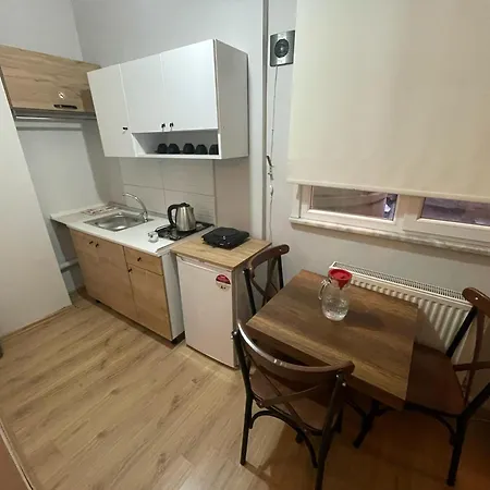 Διαμέρισμα Grey House &