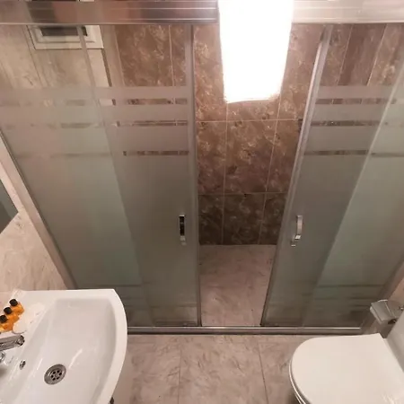 Grey House & Appartement