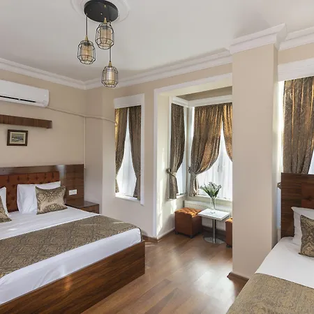 Grey House & * Istanboel