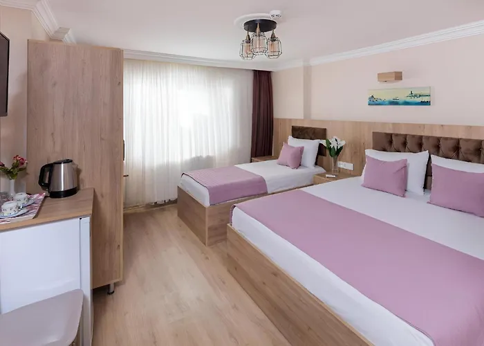 Grey House & * Стамбул